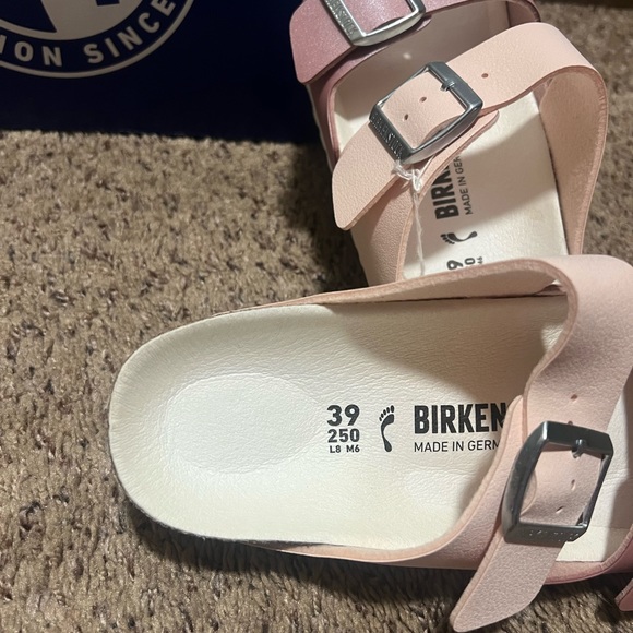 Women’s Birkenstock Arizona Split Sandal - Picture 5 of 6